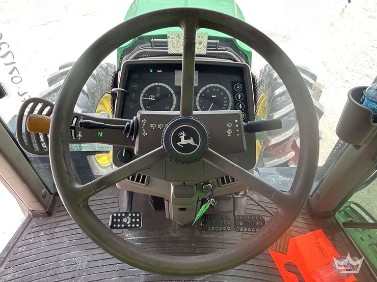2014-john-deere-6125m-image-18