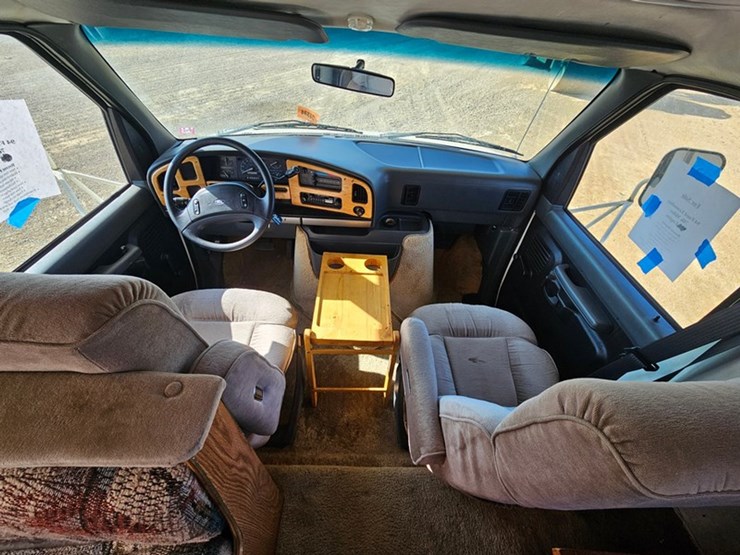 1994-ford-e350-image-17