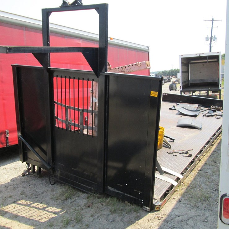 #53846 • 246"x98" Truck Flat Bed INV#53846