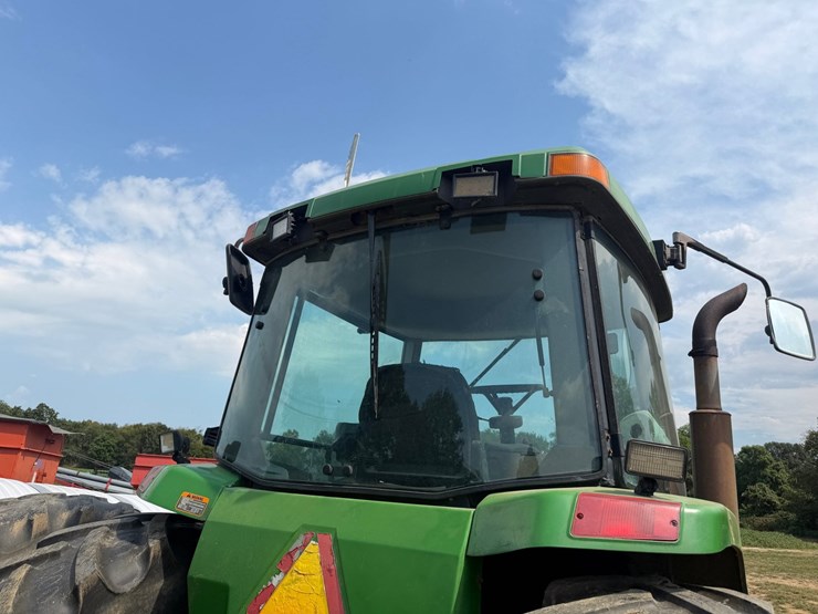 1997-john-deere-8300-image-46