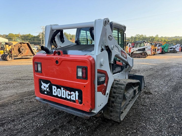 2023-bobcat-t595-image-4