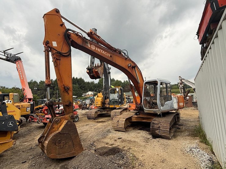 hitachi-ex200-image-3
