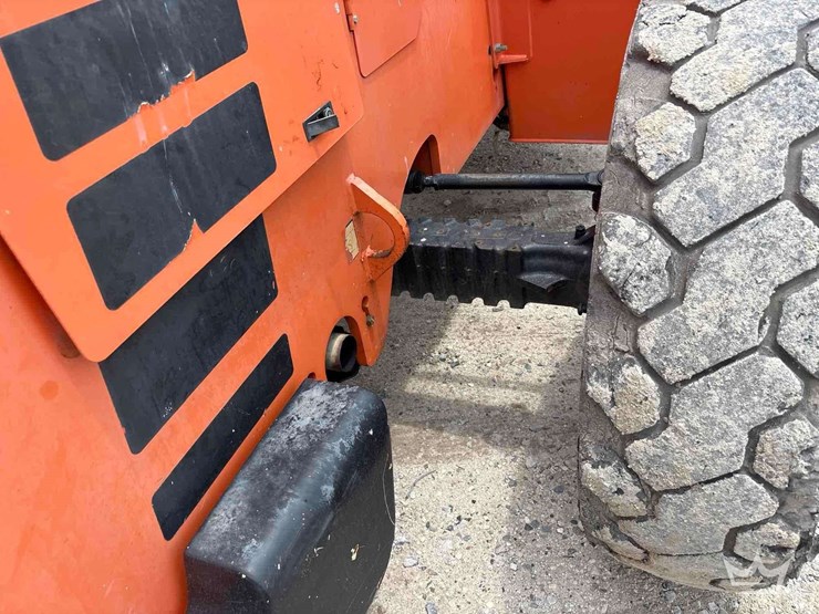 2019-jlg-6042-6,000lb-4x4-rough-terrain-telehandler-image-24