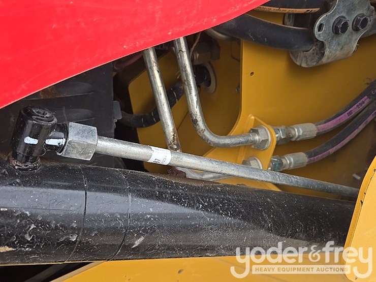 2020-caterpillar-289d3-image-27