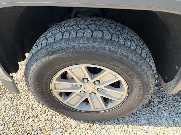 #102-•-2018-gmc-sierra-1500-4x4-image-20