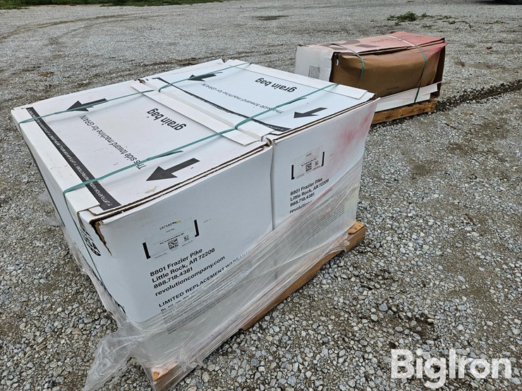 revolution-10'-x-400'-grain-bags-image-1