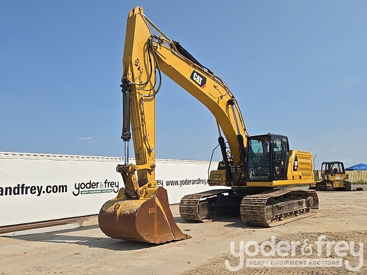 2019-caterpillar-336-image-1