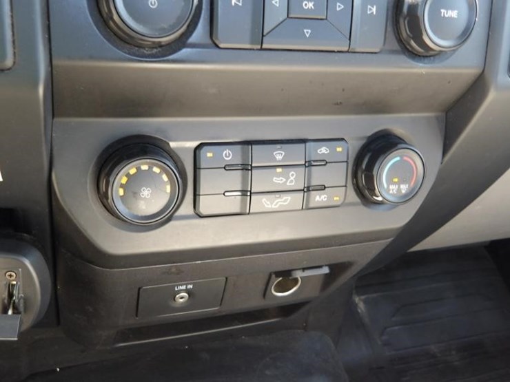 2017-ford-f150-xl-image-20