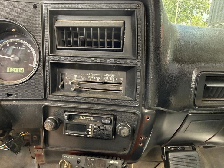 1978-chevrolet-c30-image-21