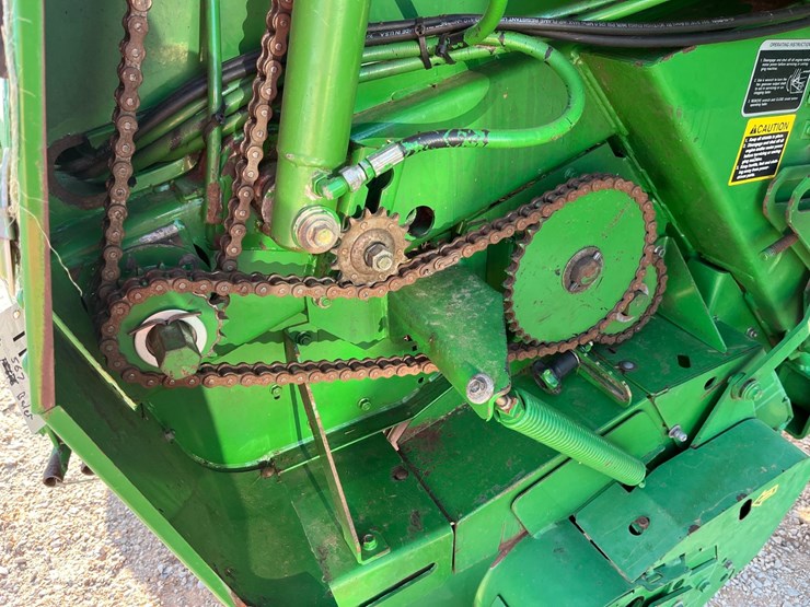 2001-john-deere-567-image-18