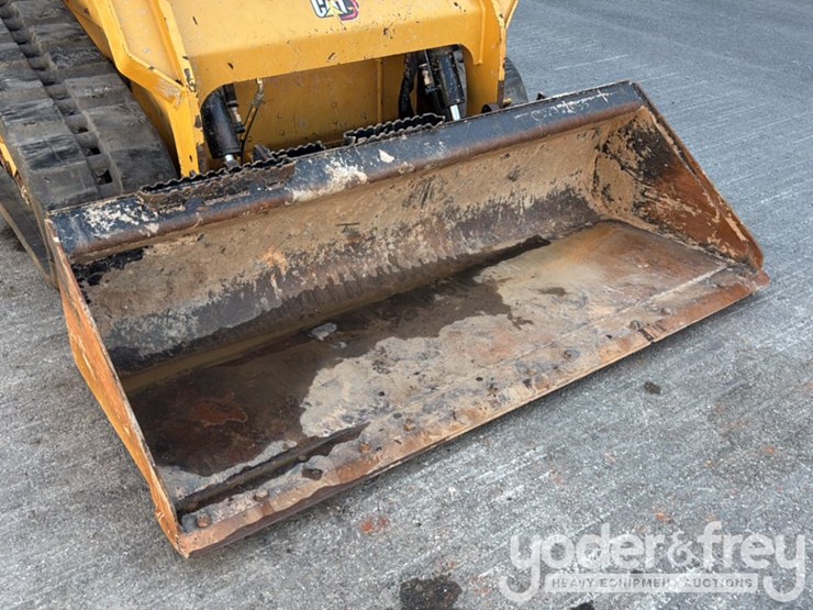 2021-caterpillar-259d3-image-18