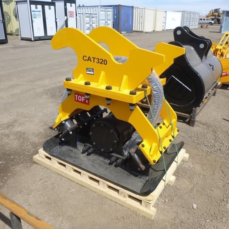 CATERPILLAR 320