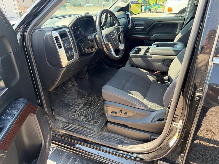 #102-•-2018-gmc-sierra-1500-4x4-image-7