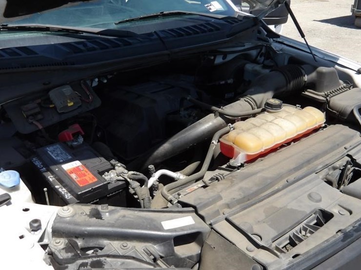 2017-ford-f150-xl-image-9