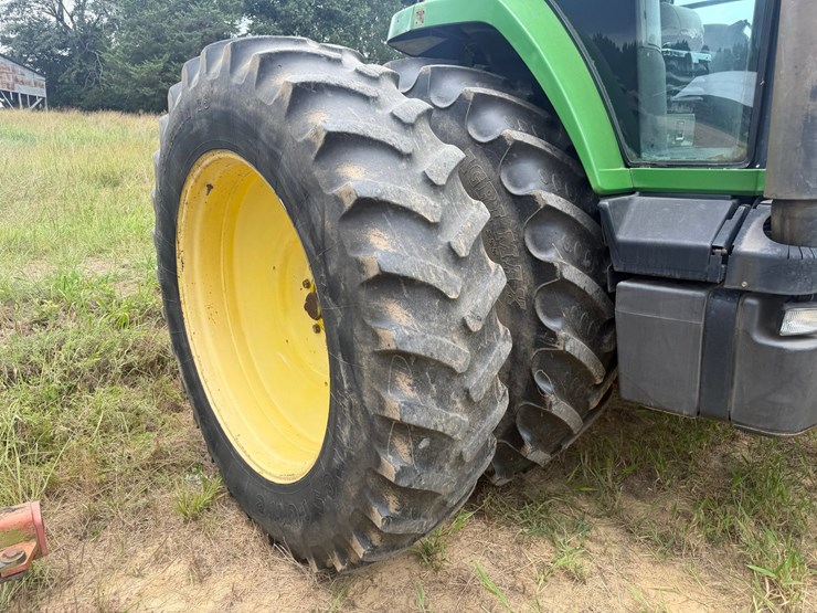 1997-john-deere-8300-image-10