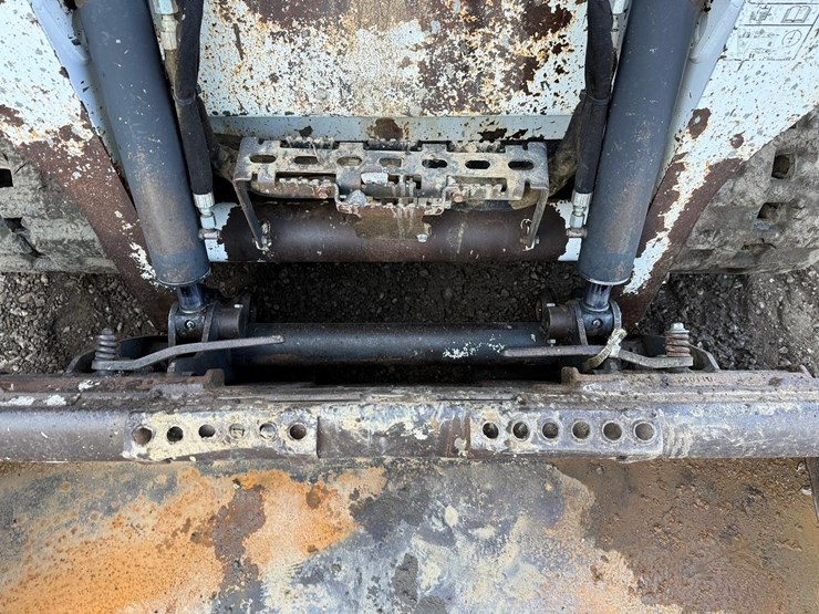 2015-bobcat-t550-image-11