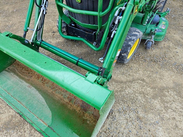 john-deere-1025r-image-10