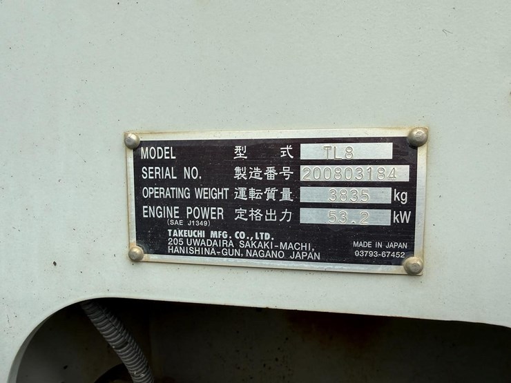 2016-takeuchi-tl8-image-28