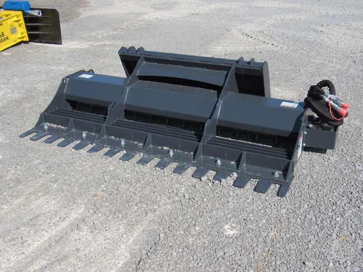 #8-•-72"-hyd-power-rake-land-level-image-2