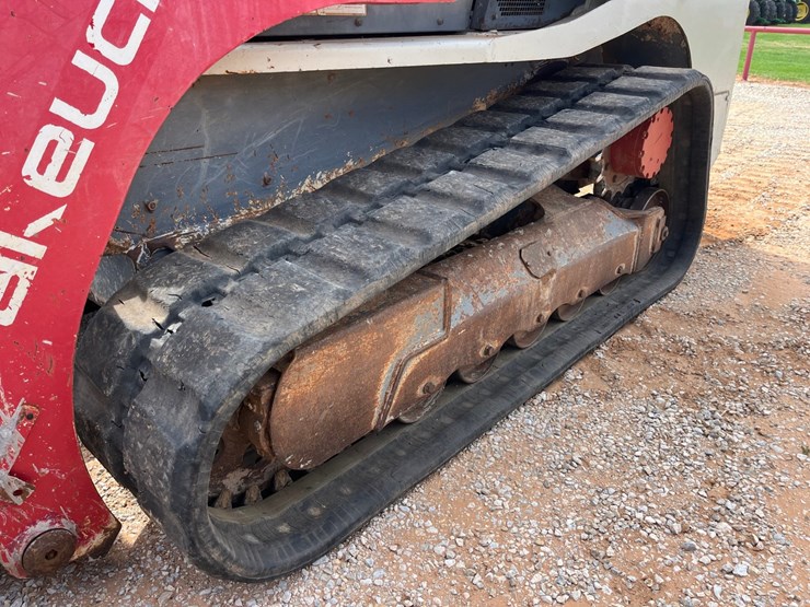 2017-takeuchi-tl12r2-image-2