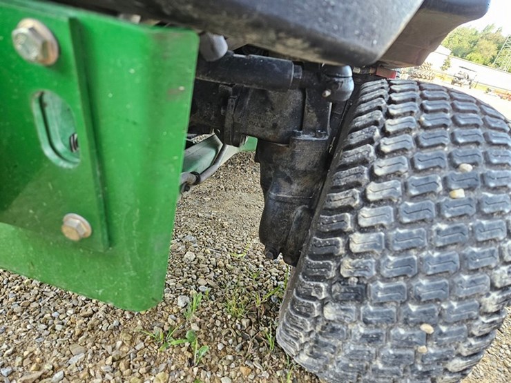2015-john-deere-1575-image-22