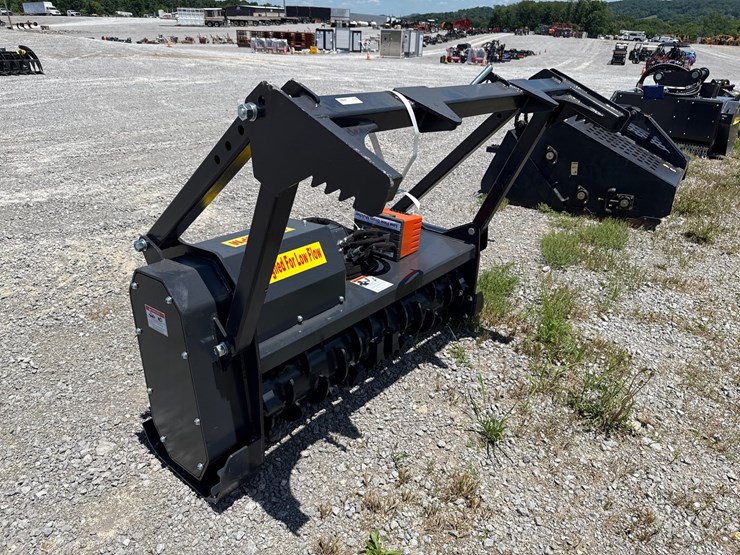 #21-•-50"-drum-mulcher-image-2