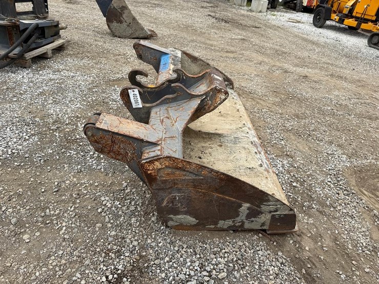 mecalac-6mcr-image-4