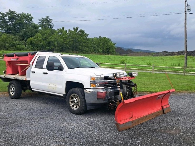 2015-chevrolet-2500-image-1