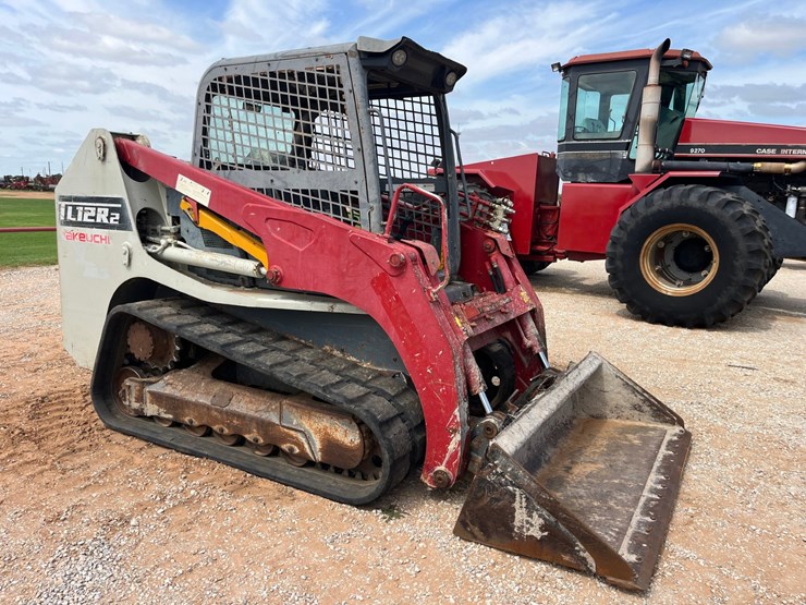 2017-takeuchi-tl12r2-image-7