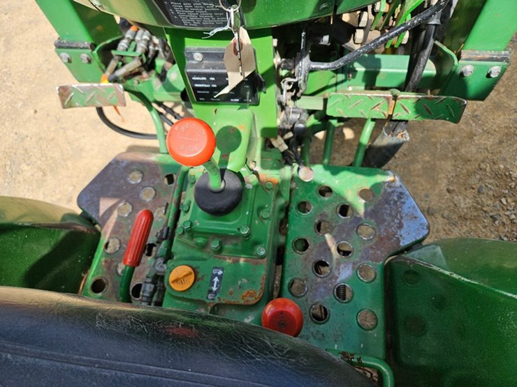 john-deere-750-image-34
