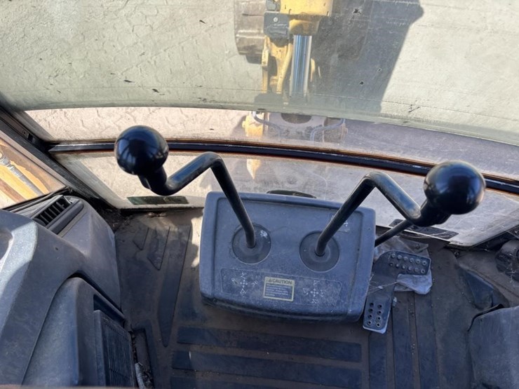 deere-410g-image-41