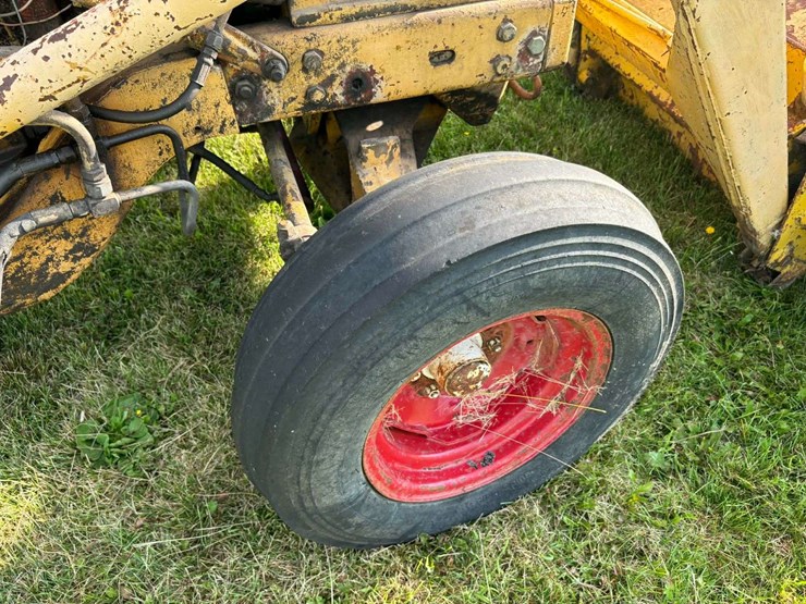 ford-backhoe-image-13