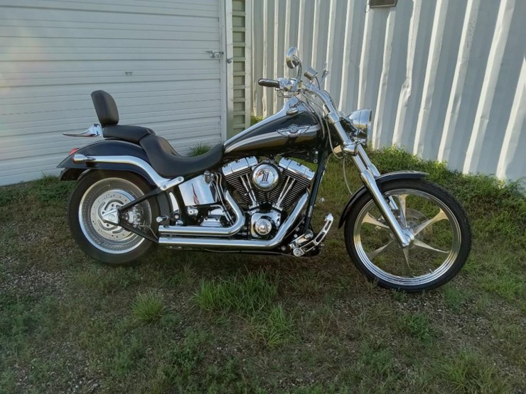2003-harley-davidson-soft-tail-deuce-motorcycle-image-4