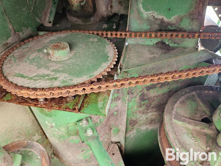 1975-john-deere-3300-image-19