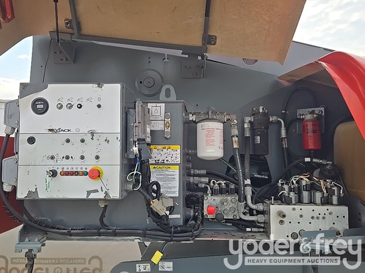 2020-skyjack-sj61t-image-34