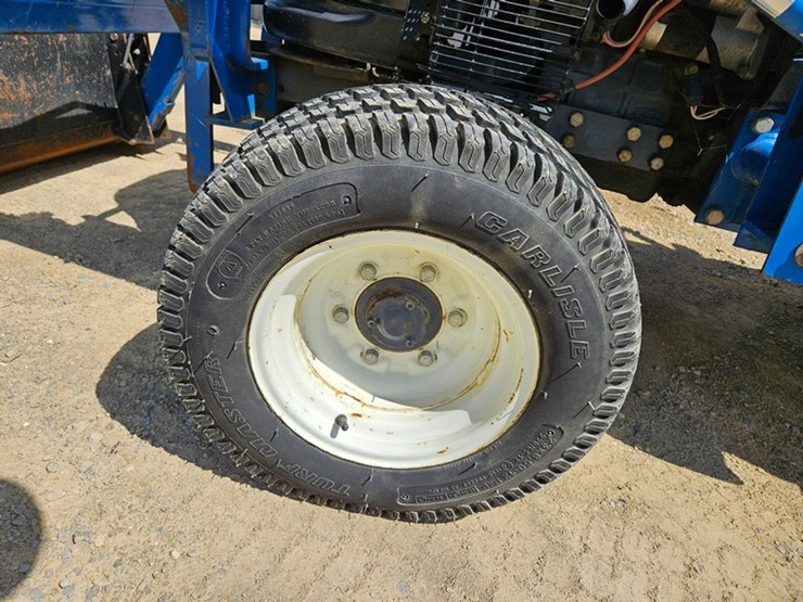 new-holland-tc25-image-14