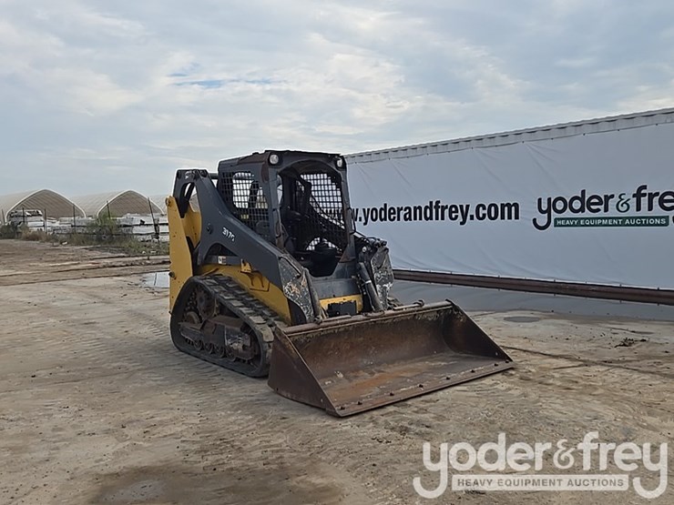 2018-deere-317g-image-7