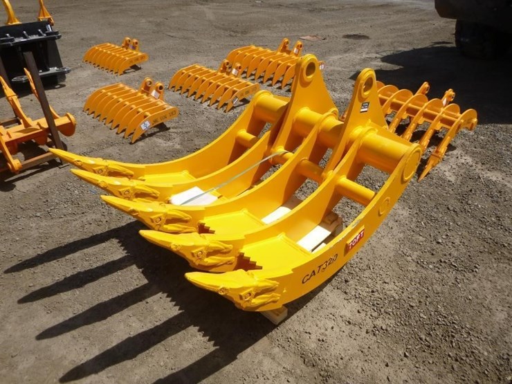 caterpillar-320-image-1