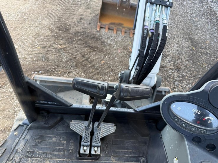 bobcat-e35i-image-19