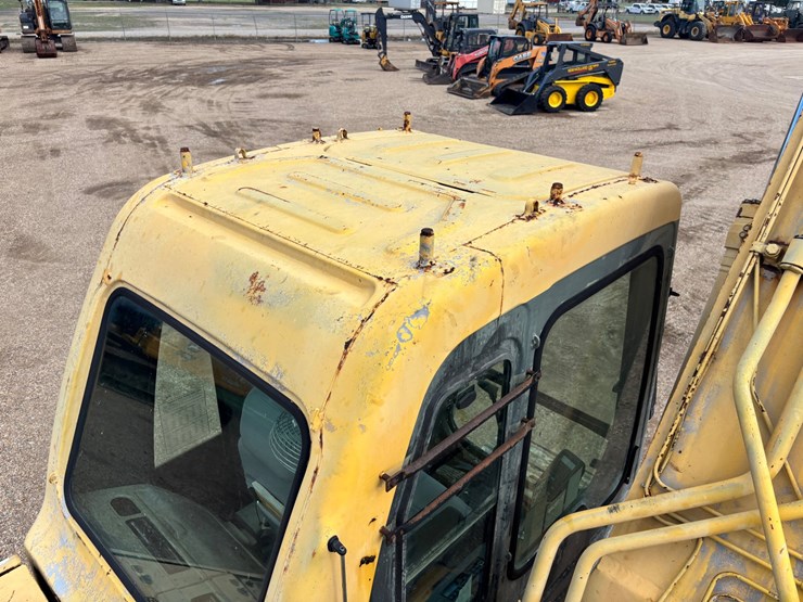 komatsu-pc200-lc-6-image-26