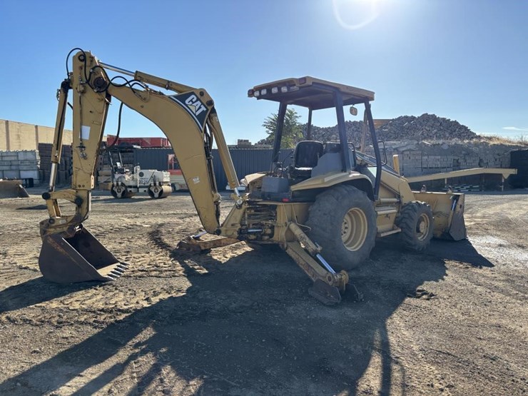 caterpillar-416c-image-3