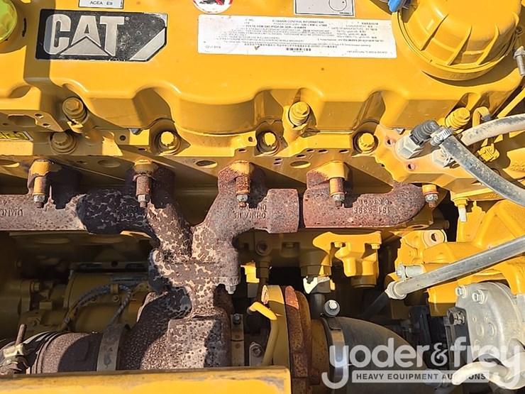 2019-caterpillar-336-image-58