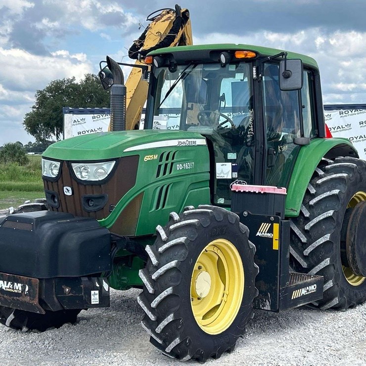 JOHN DEERE 6125M