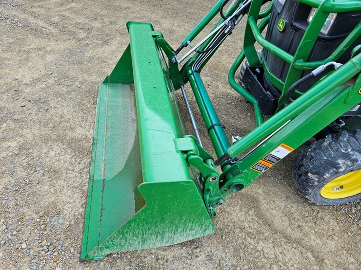 john-deere-1025r-image-11