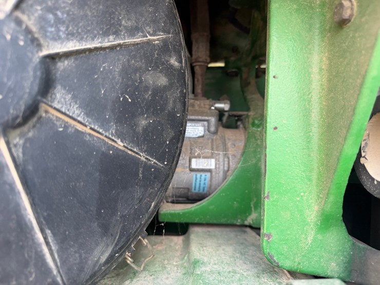 1997-john-deere-8300-image-51