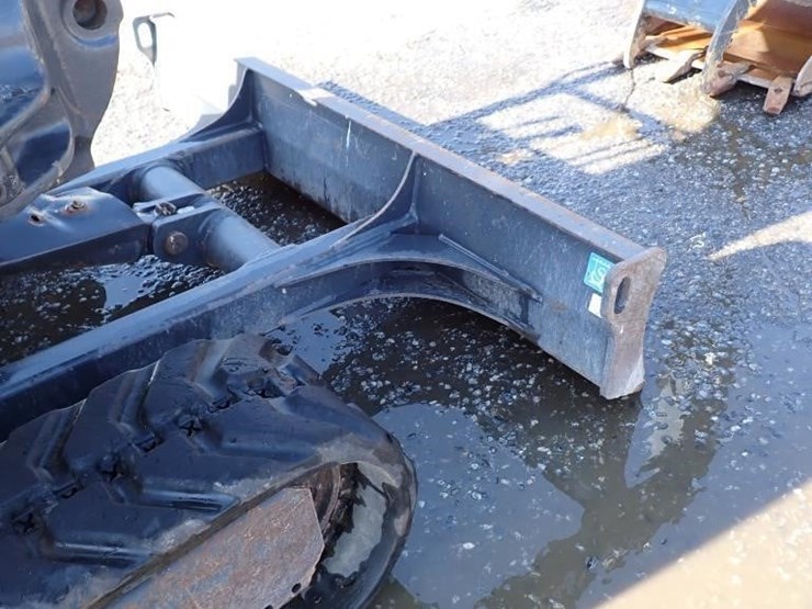 2023-deere-35g-image-11