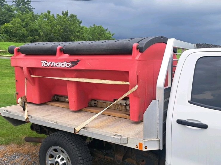 2015-chevrolet-2500-image-22
