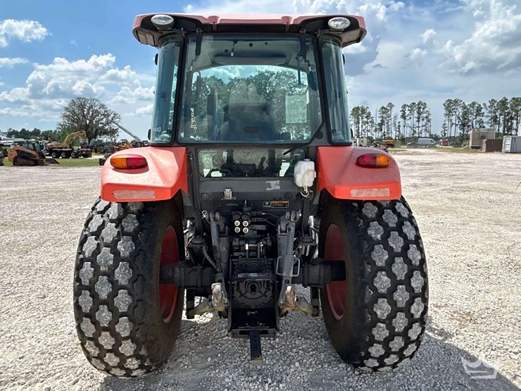 kubota-m5-111f-108hp-agricultural-tractor-image-25