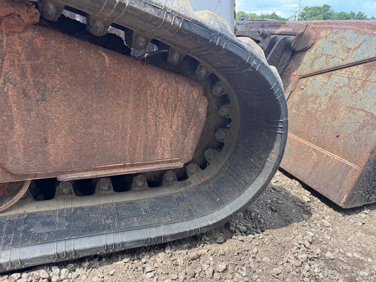 2015-bobcat-t650-image-21