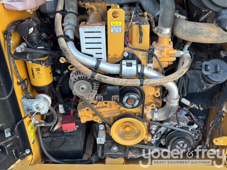 2023-caterpillar-259d3-image-25